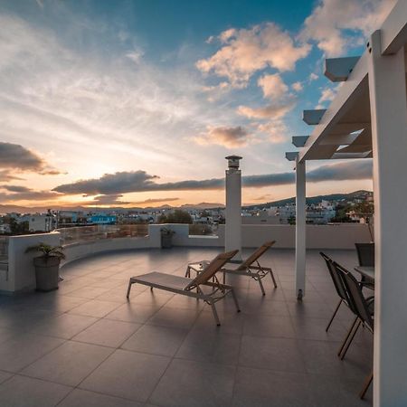 Home Sweet Home - Big Balcony With Great View Kíssamos Buitenkant foto