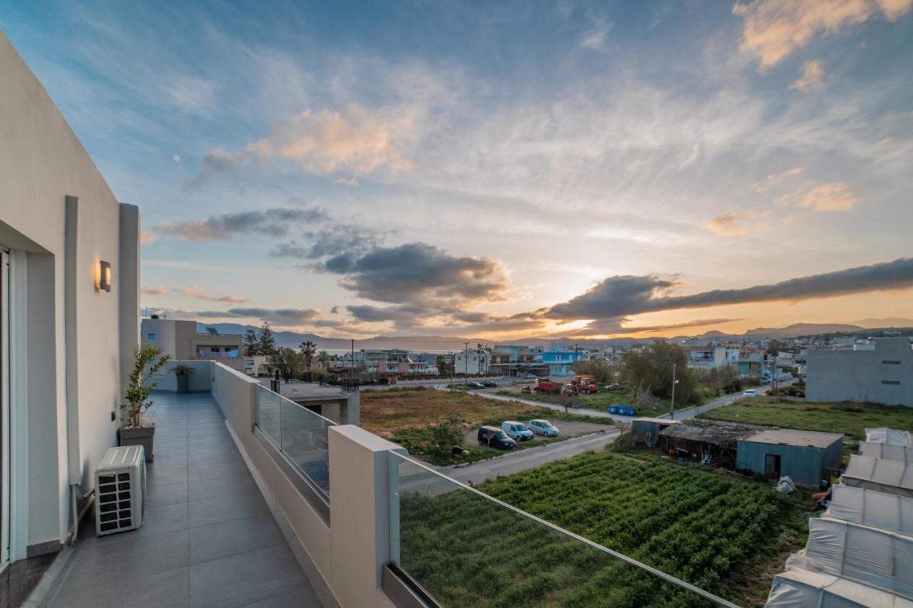 Home Sweet Home - Big Balcony With Great View Kíssamos Buitenkant foto